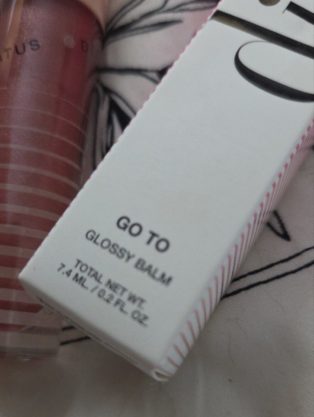 Dibs Go To Glossy Balm — Color Mims NIB - Picture 2 of 5
